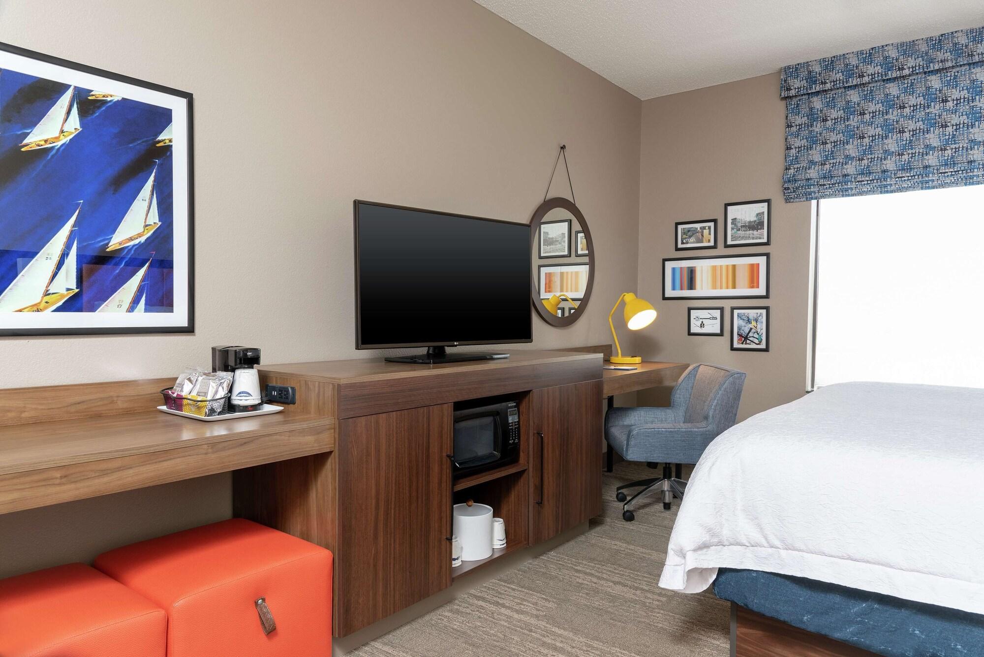 Hampton Inn Уорсо Экстерьер фото