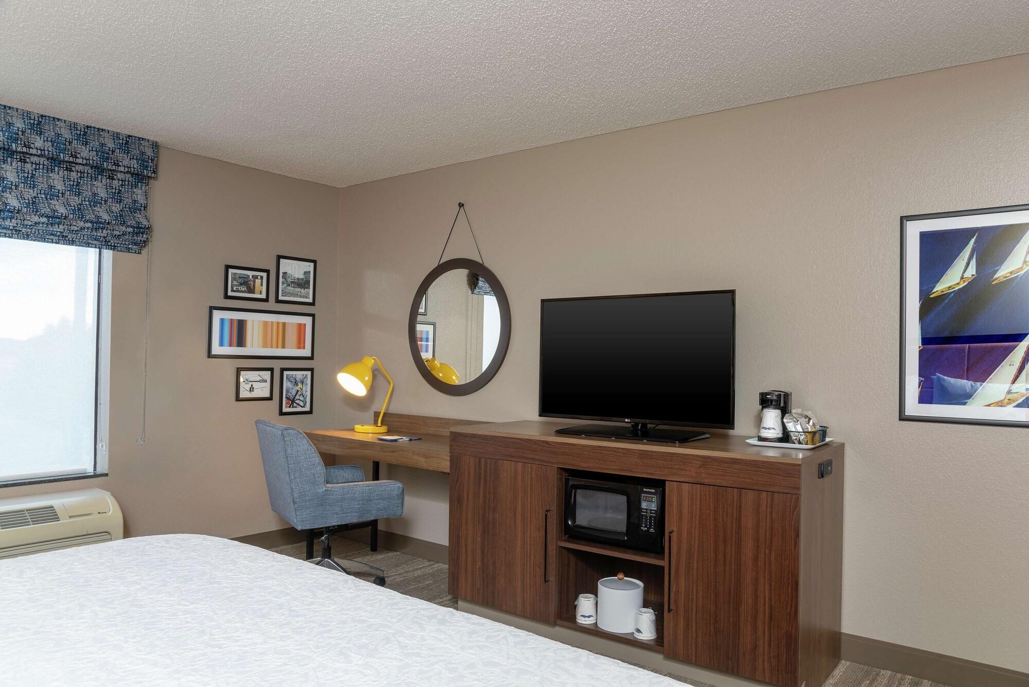 Hampton Inn Уорсо Экстерьер фото
