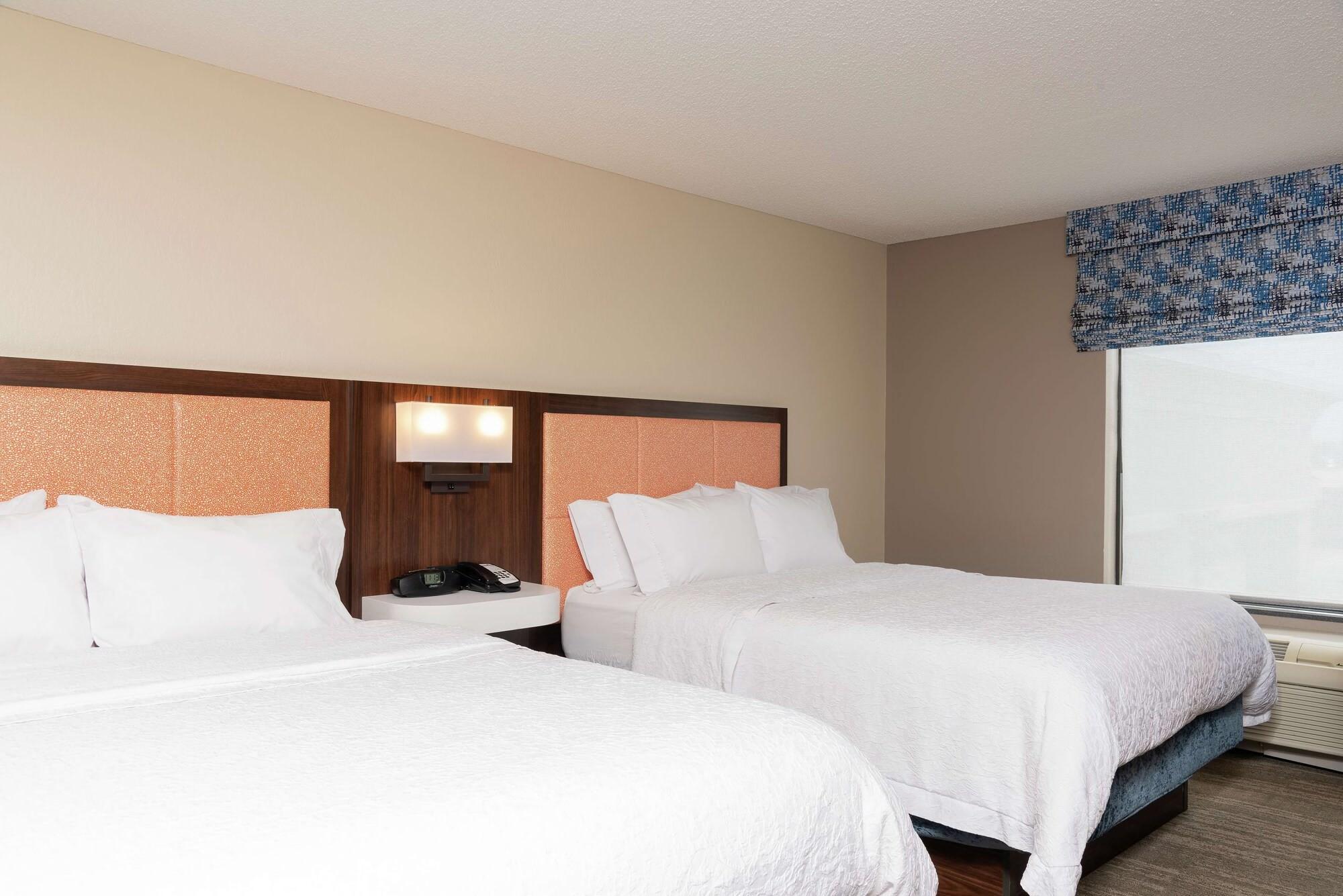 Hampton Inn Уорсо Экстерьер фото