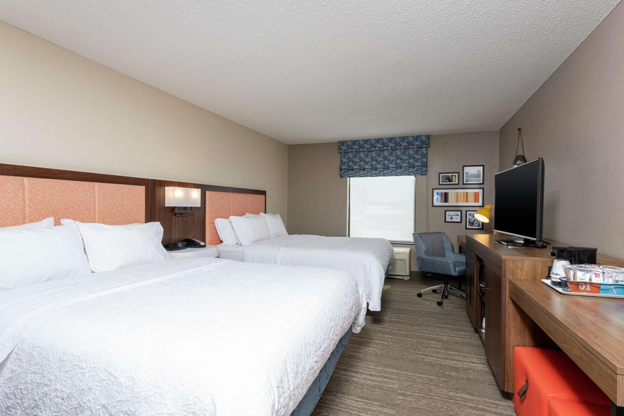 Hampton Inn Уорсо Экстерьер фото