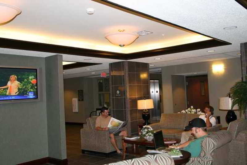 Hampton Inn Уорсо Интерьер фото